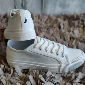 Nautica sz: 6.5 women's, wht